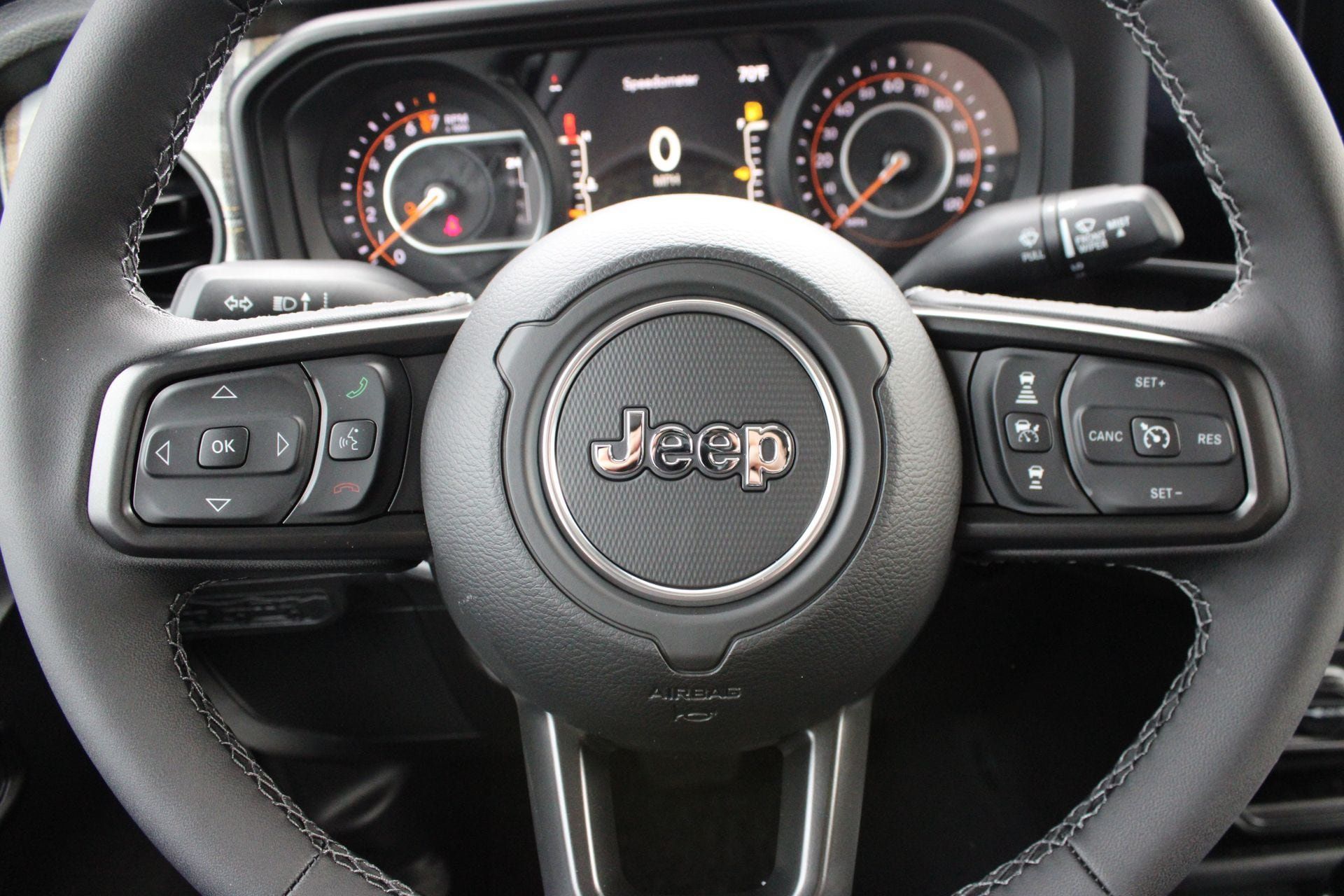New 2026 Jeep Gladiator Sport AWD/4WD image 26
