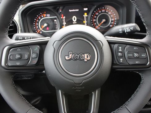 New 2026 Jeep Gladiator Sport AWD/4WD image 26