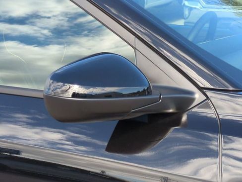 New 2026 Chevrolet Trax ACTIV w/ Sunroof Package image 12