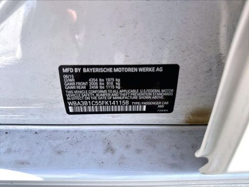 Used 2015 BMW 320i Sedan RWD image 18