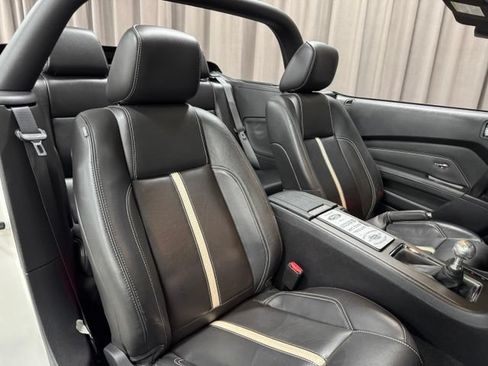 Used 2012 Ford Mustang GT Premium RWD image 14