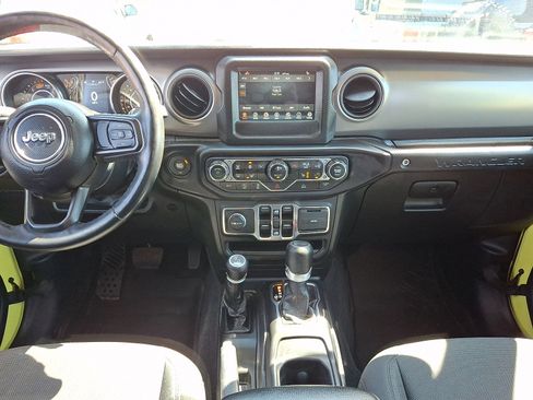 Used 2023 Jeep Wrangler Unlimited Sport AWD/4WD image 15