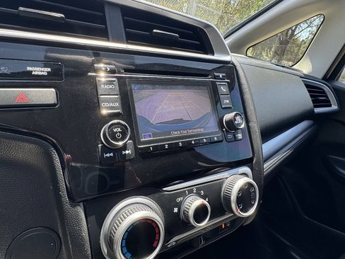 Used 2015 Honda Fit LX image 11