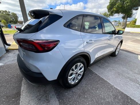 Used 2025 Ford Escape Active image 5