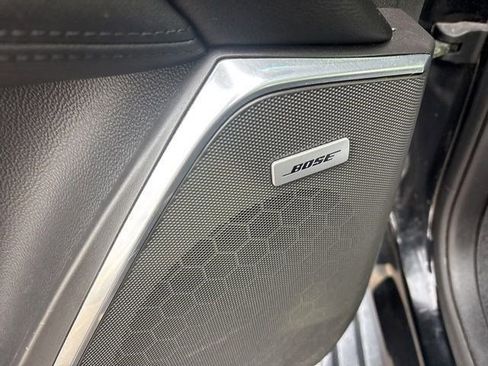 Used 2019 Cadillac Escalade ESV Luxury image 15