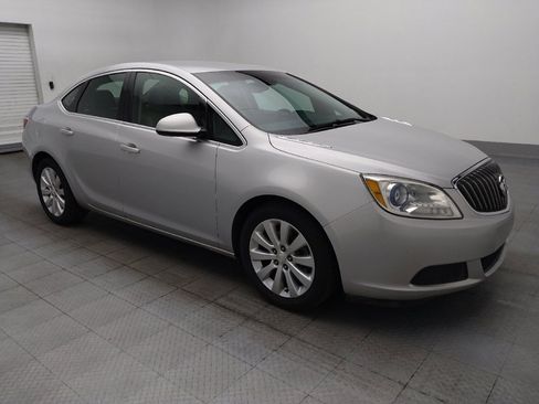 Used 2015 Buick Verano FWD image 11