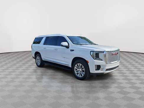 Certified 2021 GMC Yukon XL Denali AWD/4WD image 4