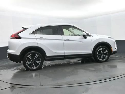 Used 2024 Mitsubishi Eclipse Cross SE image 4