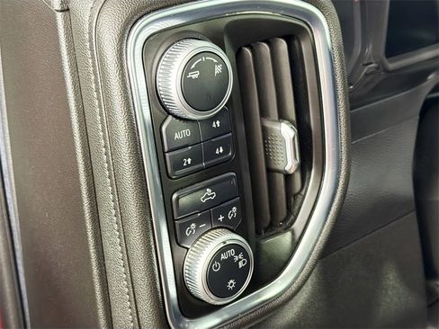 Used 2019 GMC Sierra 1500 SLE image 10