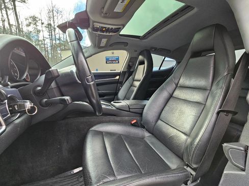 Used 2012 Porsche Panamera 4 image 16