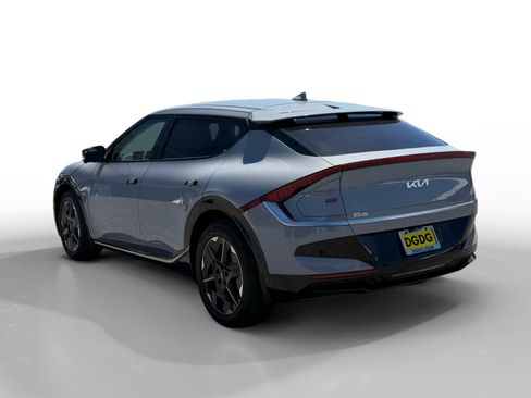 New 2026 Kia EV6 Wind RWD image 3