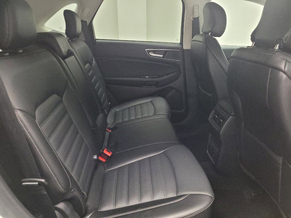 Used 2017 Ford Edge SEL w/ Equipment Group 201A FWD image 19