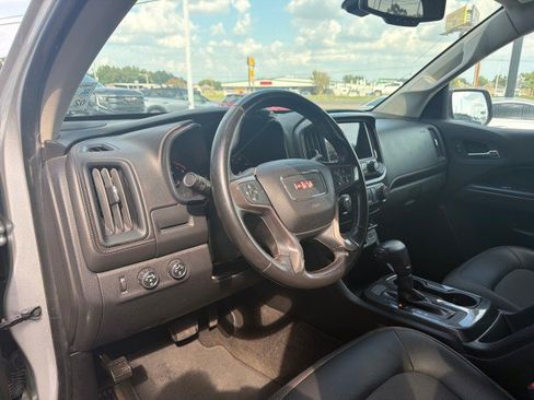 Used 2015 GMC Canyon SLE w/ All-Terrain Package AWD/4WD image 17