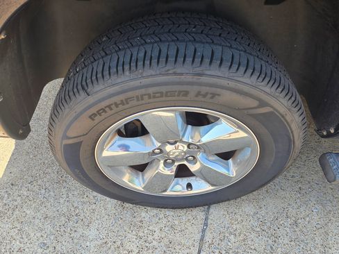 Used 2015 RAM 1500 Lone Star image 23