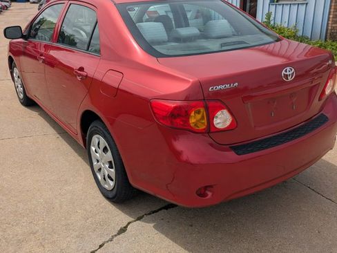 Used 2010 Toyota Corolla LE FWD image 4