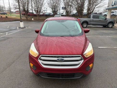 Used 2017 Ford Escape SE image 9