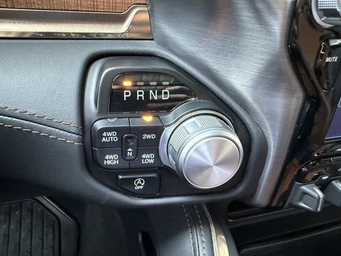 Used 2024 RAM 1500 Longhorn AWD/4WD image 27