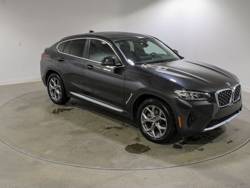Used 2023 BMW X4 xDrive30i w/ Premium Package image 7