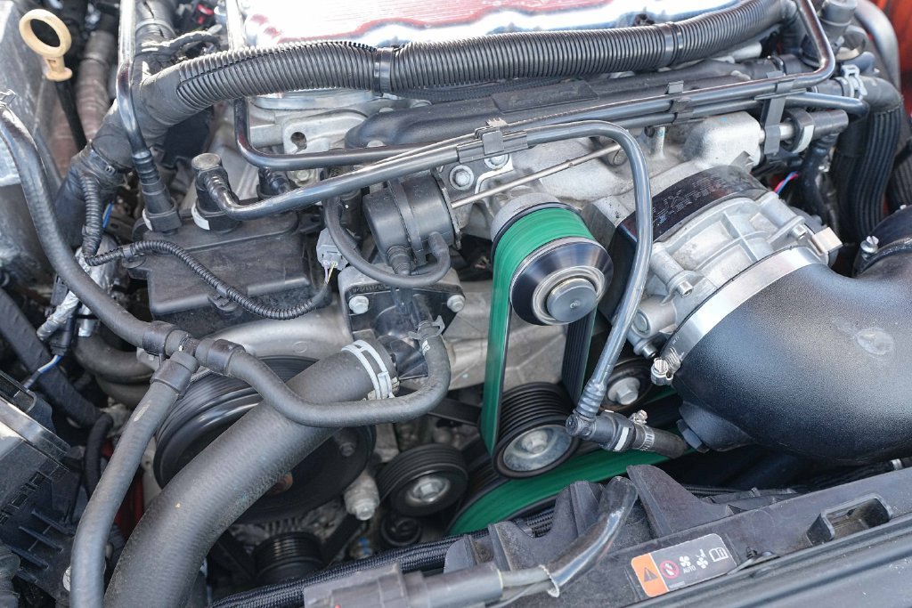 Used 2019 Chevrolet Camaro ZL1 RWD image 46