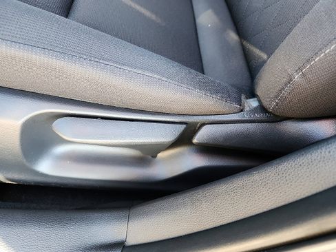 Used 2024 Toyota Corolla LE image 12