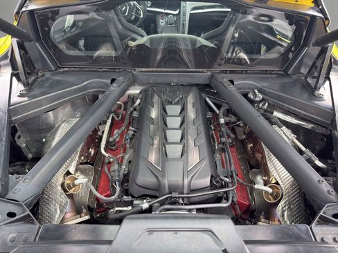 Used 2025 Chevrolet Corvette Stingray Preferred Cpe w/ Z51 Performance Package RWD image 24