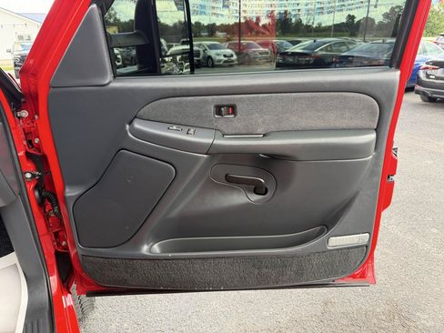 Used 2002 Chevrolet Silverado 2500 LS w/ Electrical Convenience Pkg AWD/4WD image 20