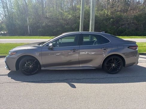 Used 2024 Toyota Camry XSE w/ Cold Weather Package FWD image 5