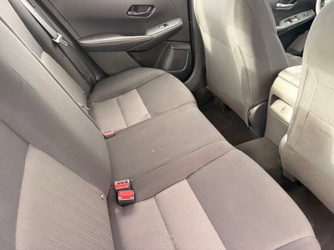 Used 2025 Nissan Sentra SV FWD image 15