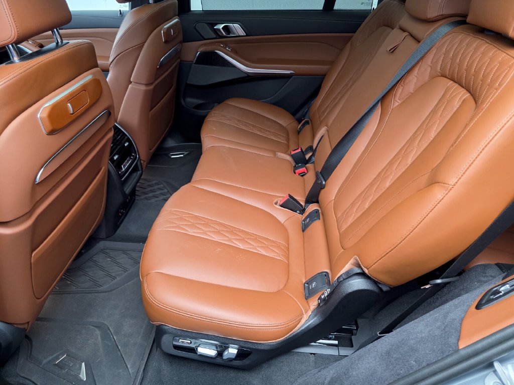 Certified 2024 BMW X7 M60i w/ Executive Package AWD/4WD image 14
