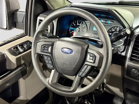 Used 2017 Ford F150 XLT image 16