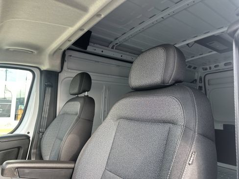 New 2025 RAM ProMaster 1500 w/ Convenience Group FWD image 14