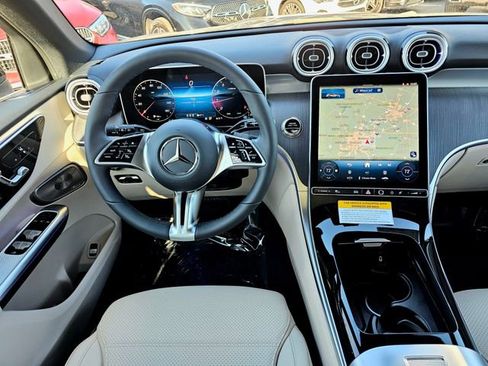 New 2026 Mercedes-Benz GLC 300 4MATIC image 30