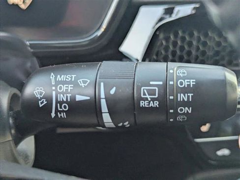 Used 2024 Honda CR-V EX-L image 16