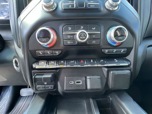 Certified 2021 GMC Sierra 1500 Denali w/ Driver Alert Package II image 11