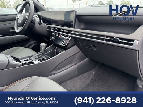 New 2025 Hyundai Santa Cruz Limited image 11
