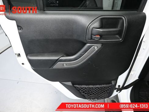 Used 2017 Jeep Wrangler Unlimited Sport w/ Quick Order Package 24S AWD/4WD image 24