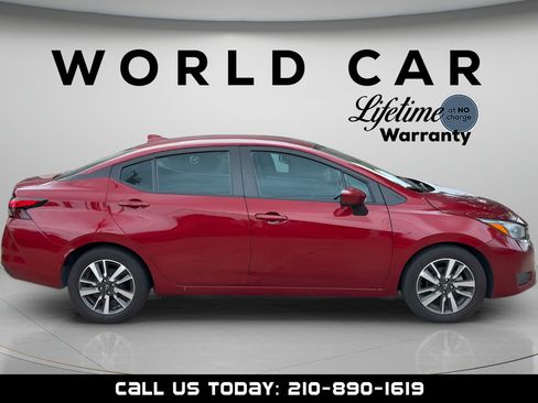 Used 2025 Nissan Versa SV FWD image 2