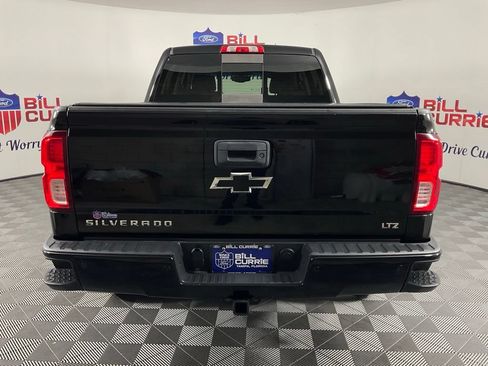 Used 2017 Chevrolet Silverado 1500 LTZ Z71 w/ Midnight Edition AWD/4WD image 4