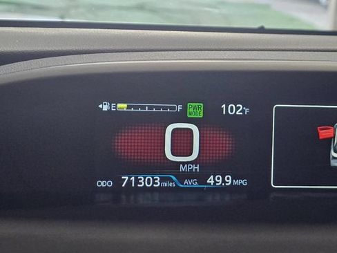 Used 2022 Toyota Prius FWD image 29