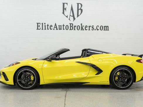 Used 2021 Chevrolet Corvette Stingray Preferred Conv w/ Z51 Performance Package image 2