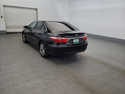 Used 2017 Toyota Camry SE w/ Protection Package (Q2) FWD image 5