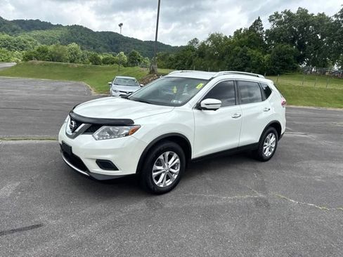 Used 2016 Nissan Rogue SV w/ SV Premium Package AWD/4WD image 4