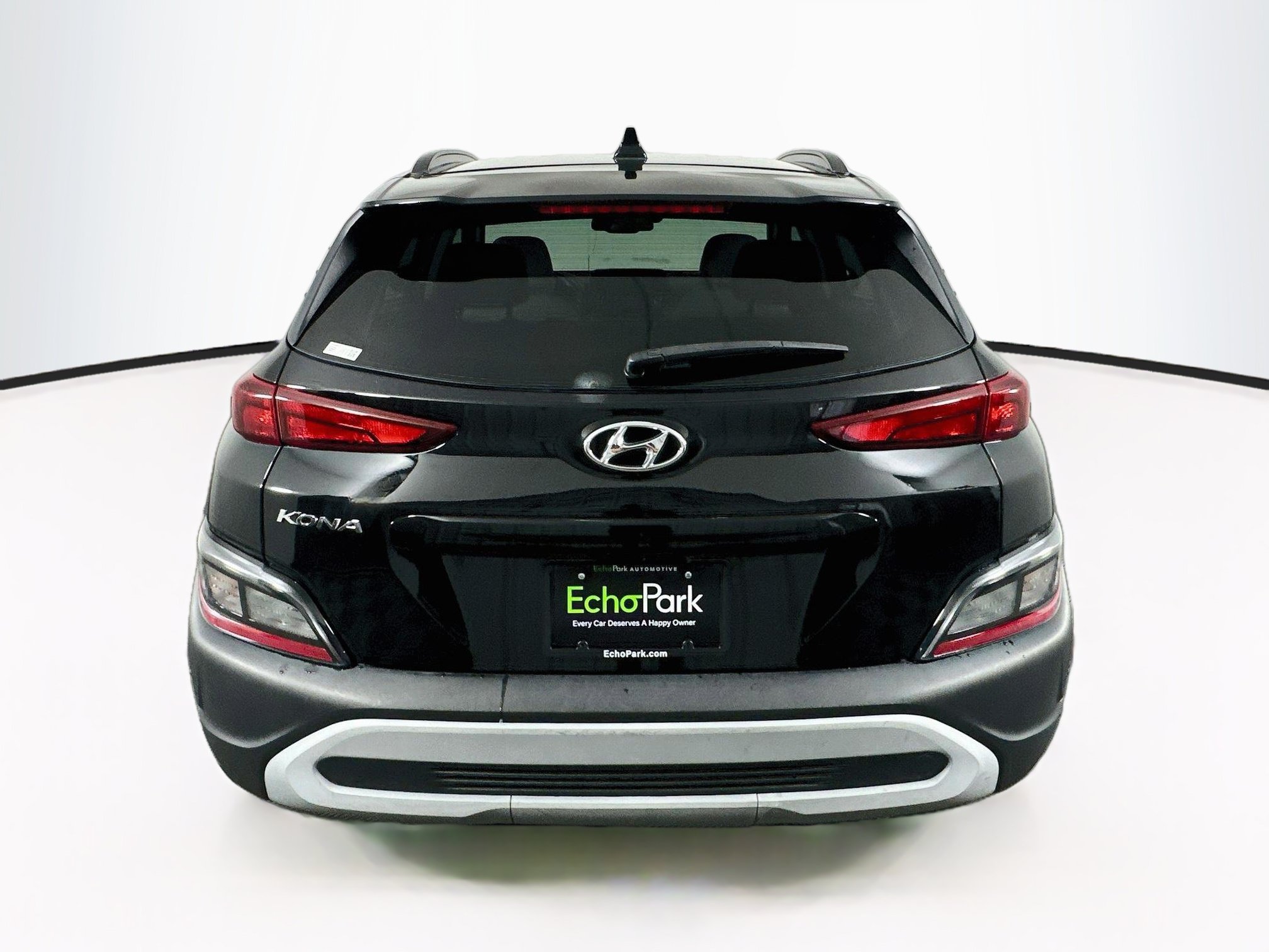 Used 2023 Hyundai Kona SEL FWD image 7