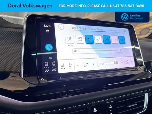 Certified 2024 Volkswagen Atlas Cross Sport SEL R-Line image 20