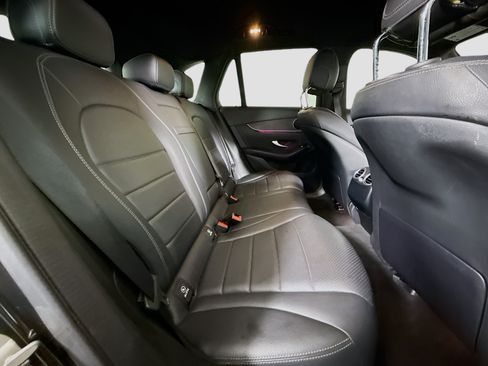 Used 2022 Mercedes-Benz GLC 300 4MATIC w/ Premium Package Lite image 27
