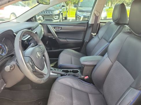 Used 2018 Toyota Corolla SE FWD image 21