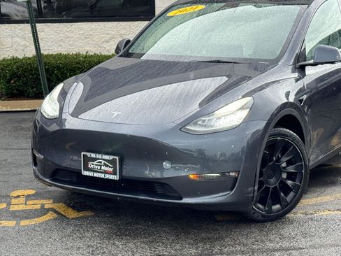 Used 2021 Tesla Model Y Long Range AWD/4WD image 5