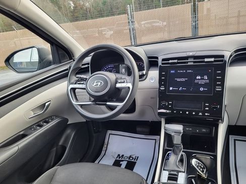 Used 2024 Hyundai Tucson SEL image 16