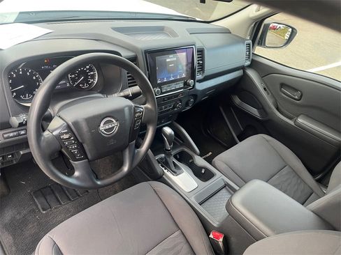 Used 2023 Nissan Frontier S w/ Tow Package image 16