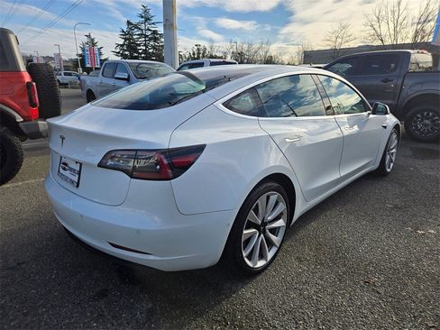 Used 2018 Tesla Model 3 image 5